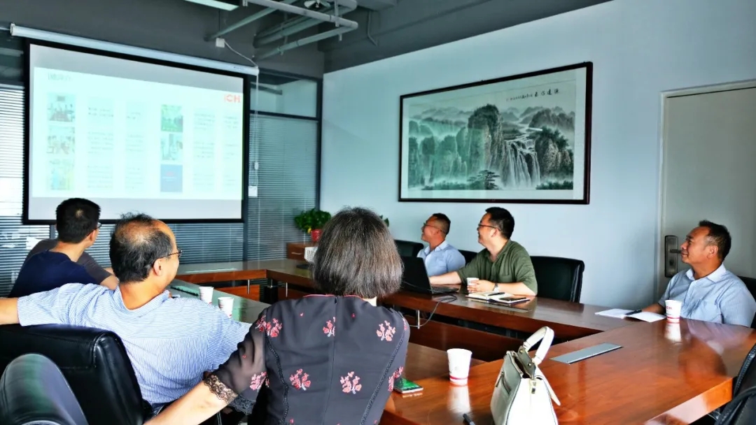 派瑞领导一行莅临西驰电气总部参观指导(图4) 派瑞领导一行莅临西驰电气总部参观指导(图4)