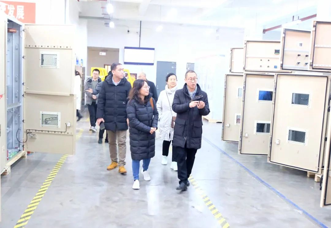 中山大学胡莹教授一行来我司调研交流(图5) 中山大学胡莹教授一行来我司调研交流(图5)